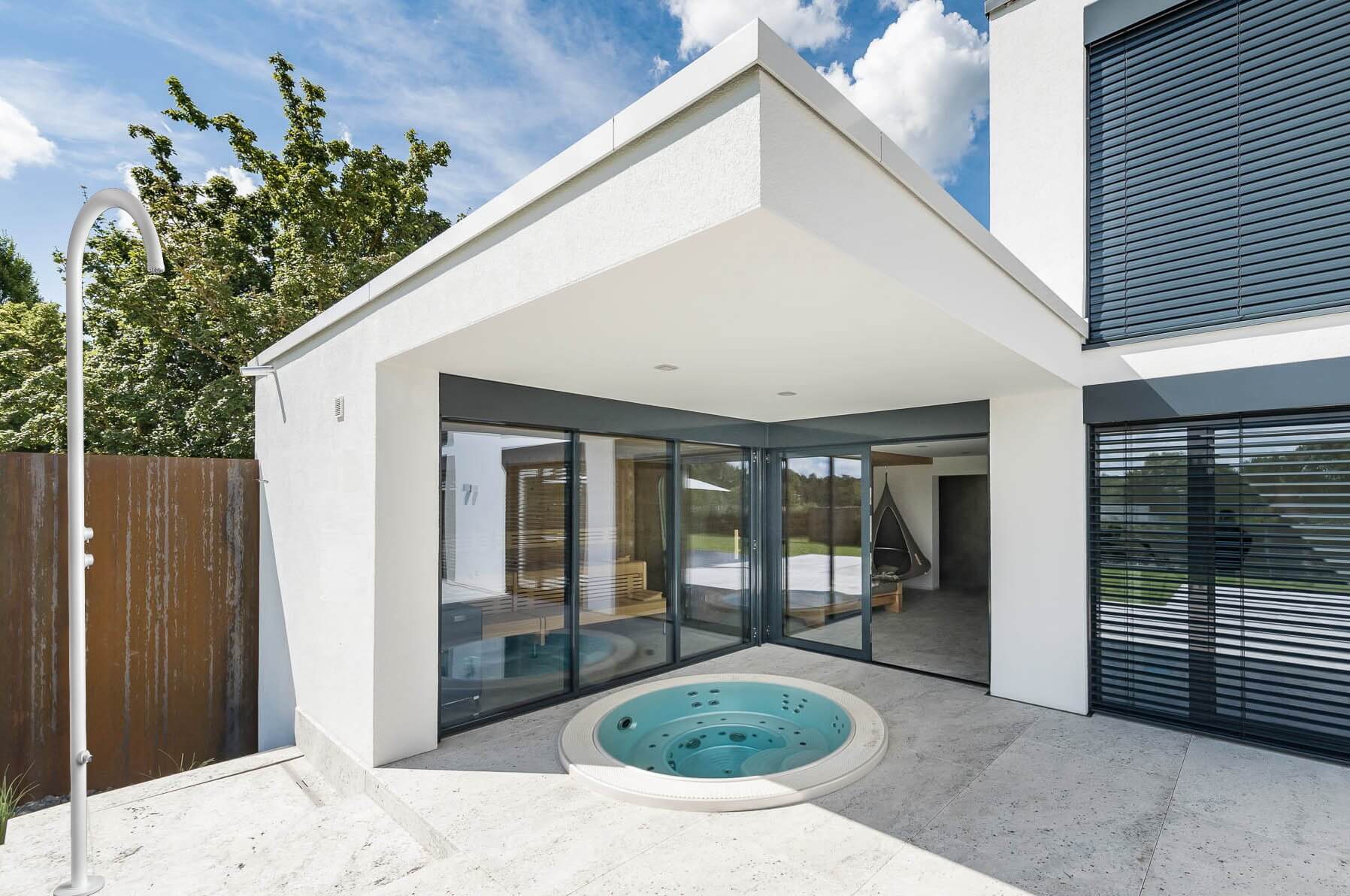 Außendusche Cometa Edelstahl mit Fußdusche AMA Luxury Shower Panorama Whirlpool