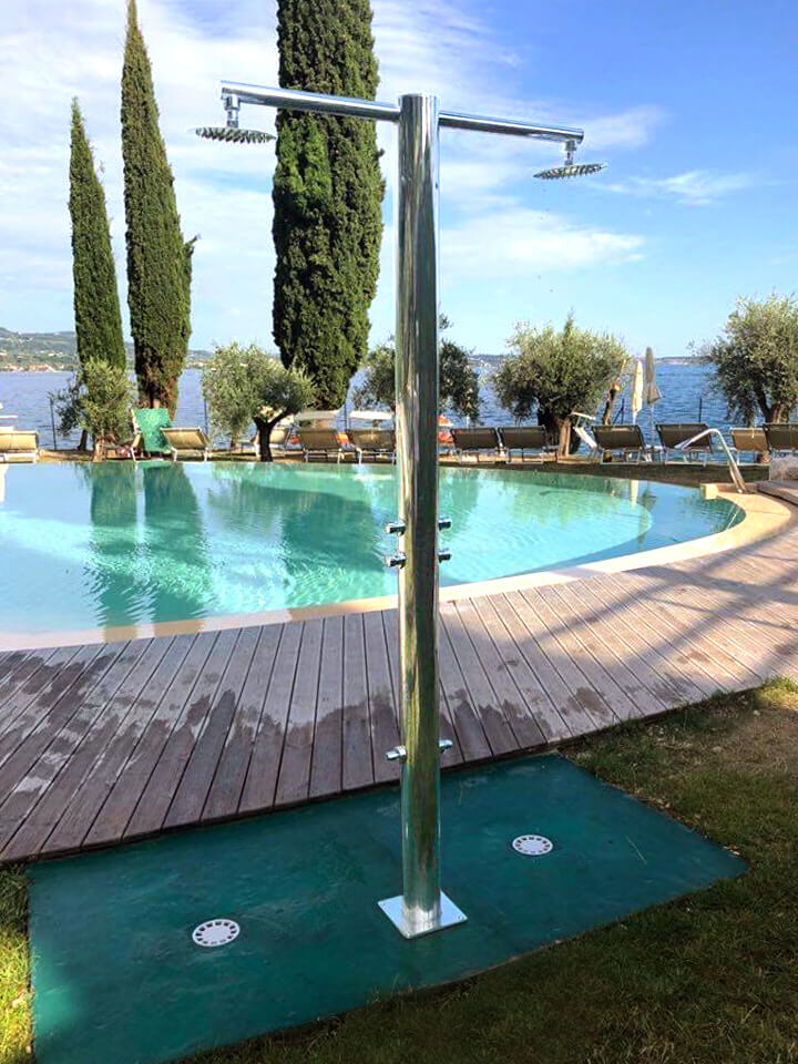 Gartendusche Nettuno von AMA Luxury Shower  Panorama Pool 2 Duschköpfe